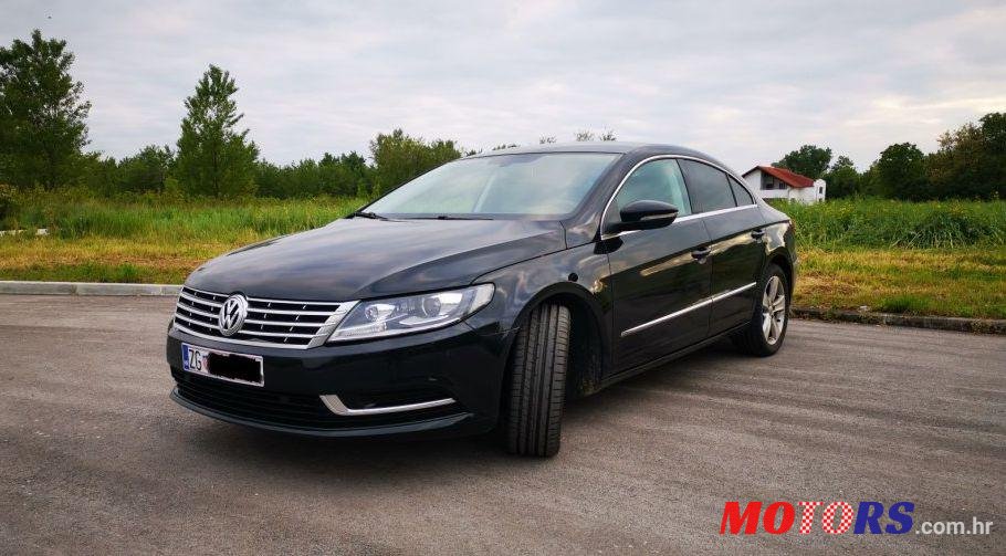 2013' Volkswagen Passat 2,0 Tdi Bmt photo #1