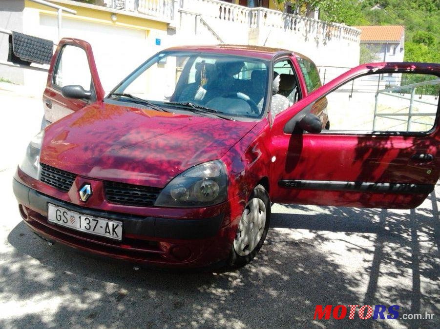 2003' Renault Clio 1,5 Dci photo #2