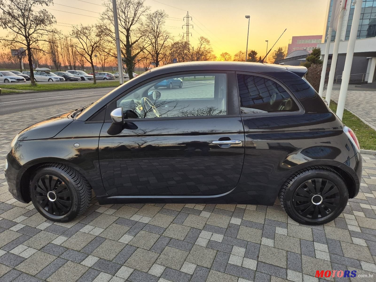 2010' Fiat 500 Sport photo #4