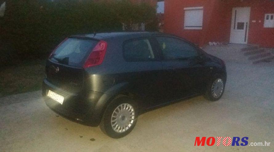 2009' Fiat Grande Punto 1,3 Multijet 16V photo #1