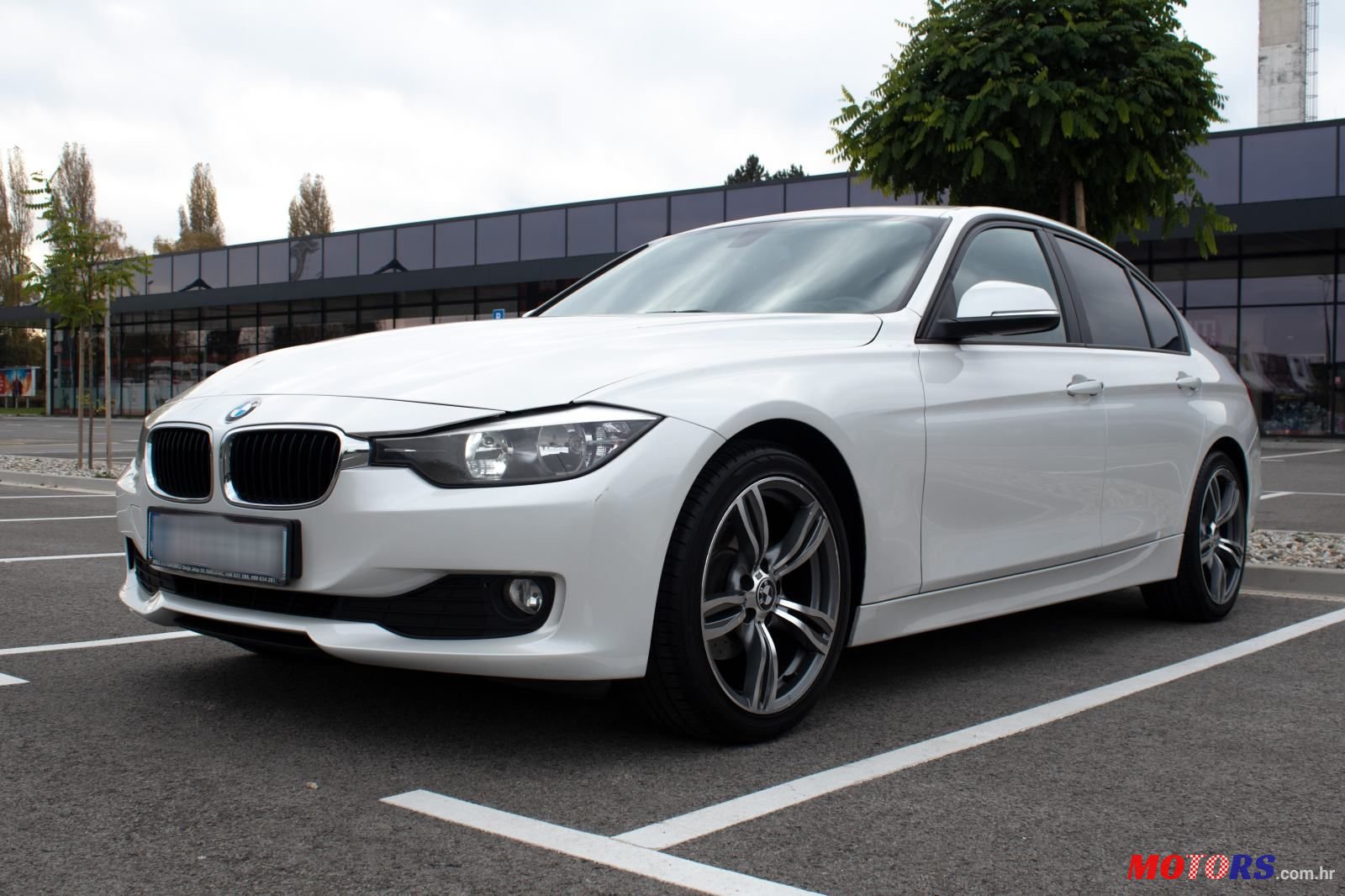 2014' BMW Serija 3 320D photo #2