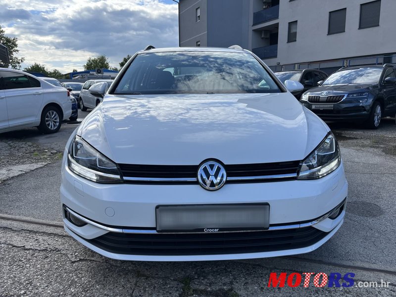 2020' Volkswagen Golf VII Variant photo #2