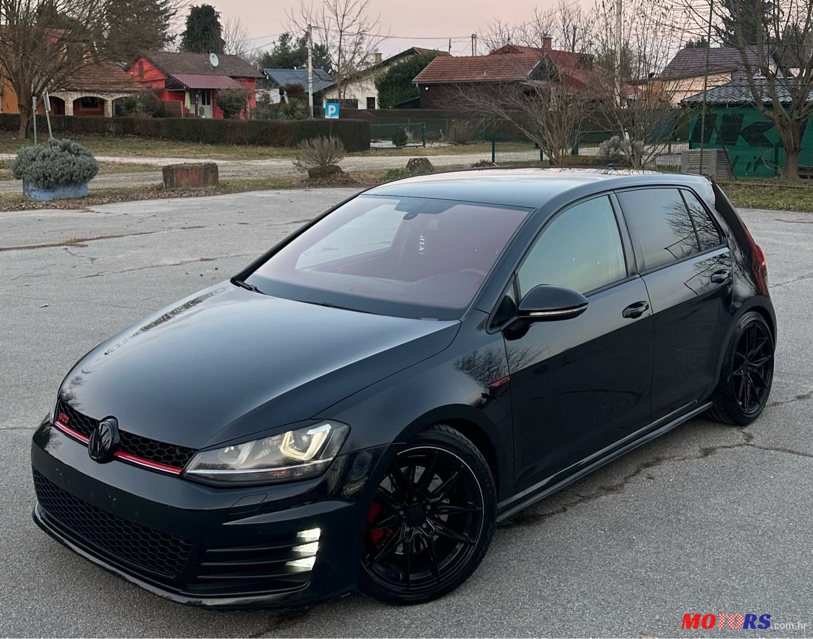 2014' Volkswagen Golf VII photo #3