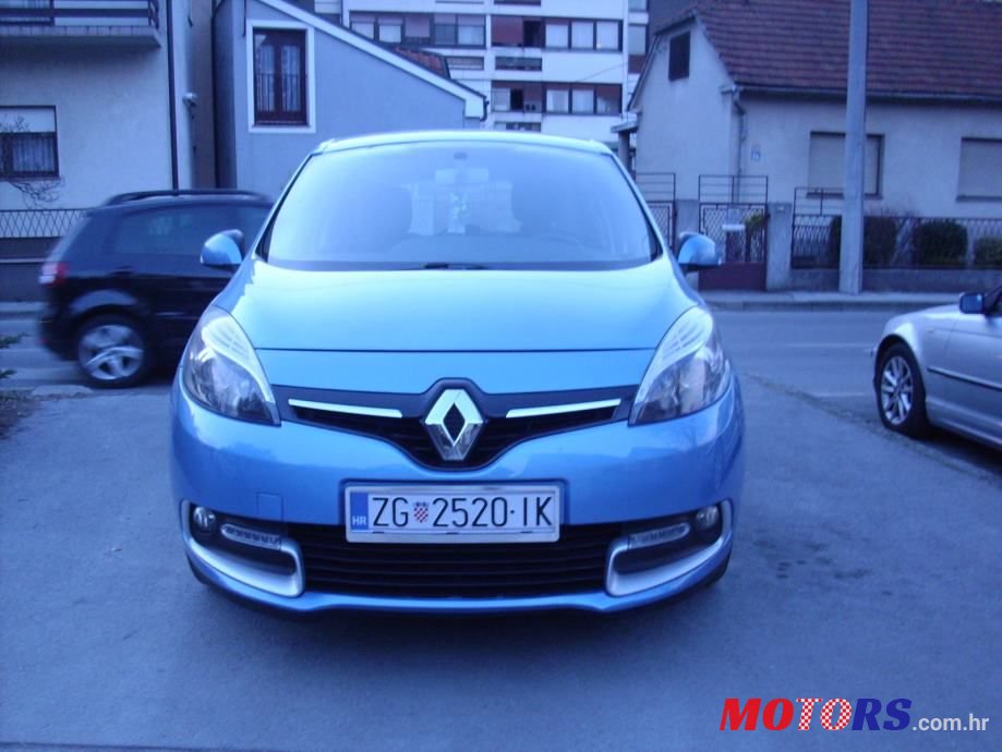 2014' Renault Scenic Dci 95 photo #1