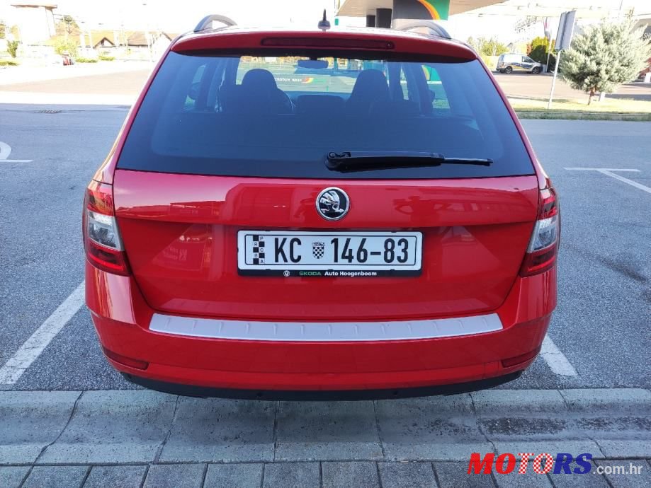 2019' Skoda Octavia Combi photo #5