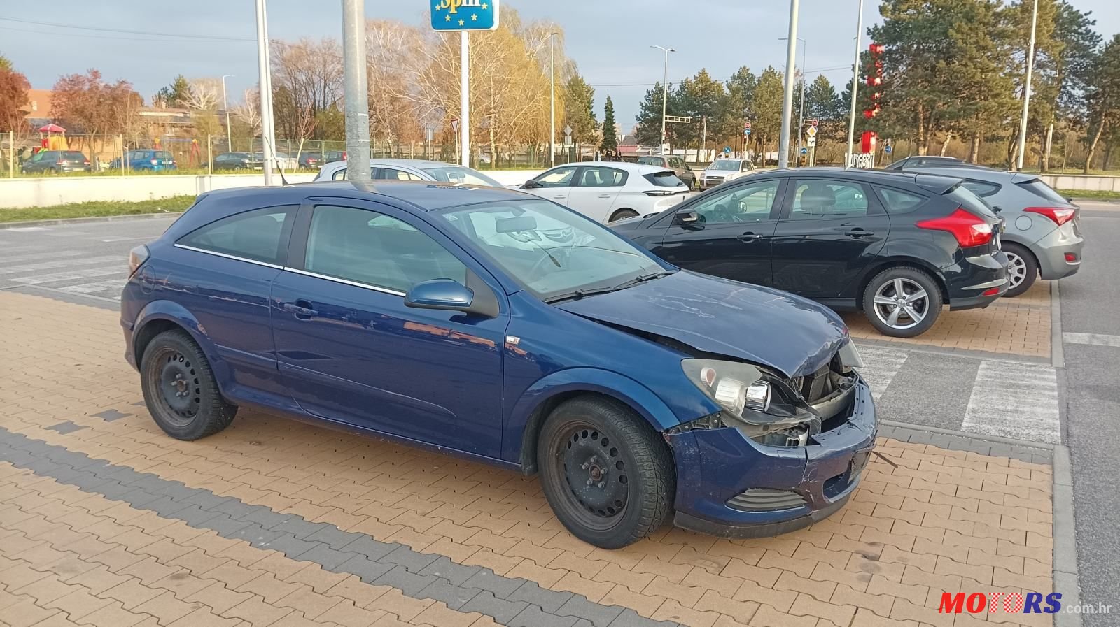 2007' Opel Astra Coupe photo #5