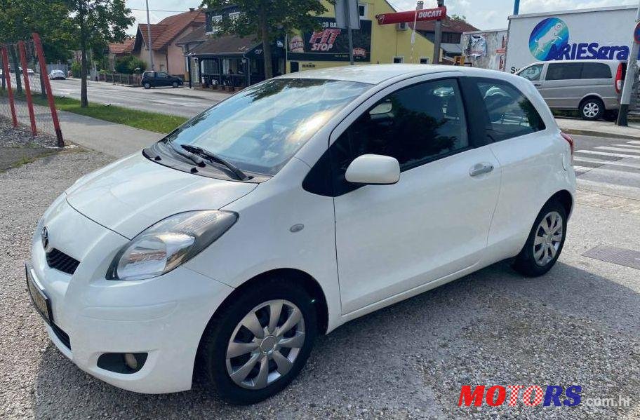 2010' Toyota Yaris 1.3 photo #1