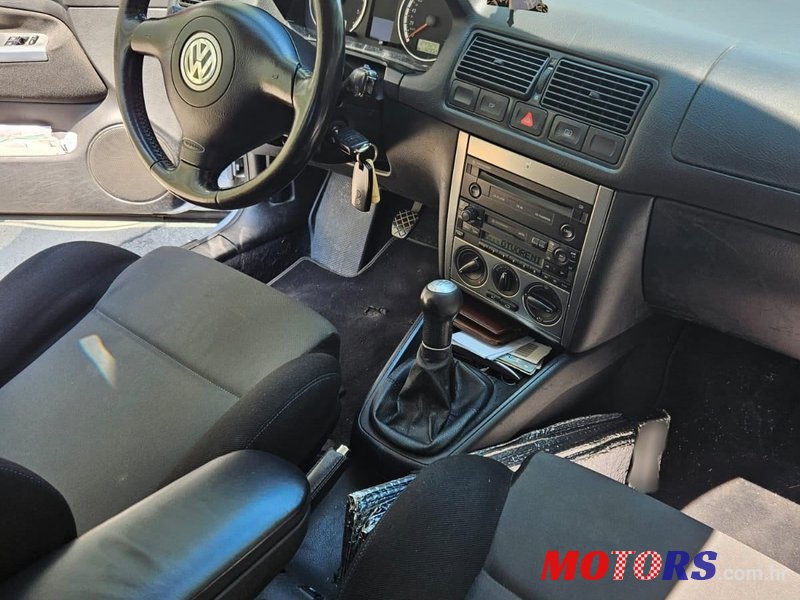 2001' Volkswagen Golf IV 1,9 Tdi photo #4