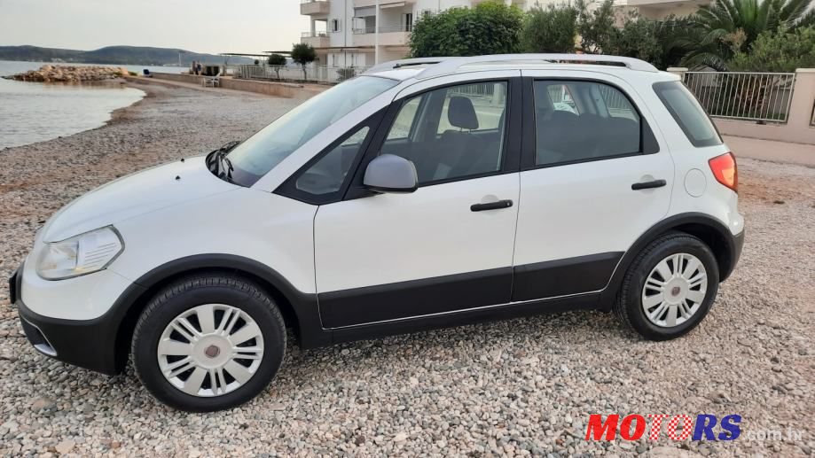 2013' Fiat Sedici 2.0Jtdm photo #4