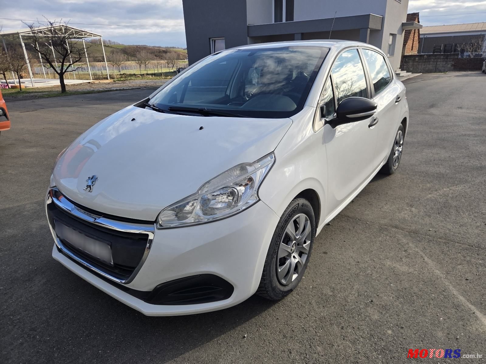 2018' Peugeot 208 1,6 Bluehdi photo #2
