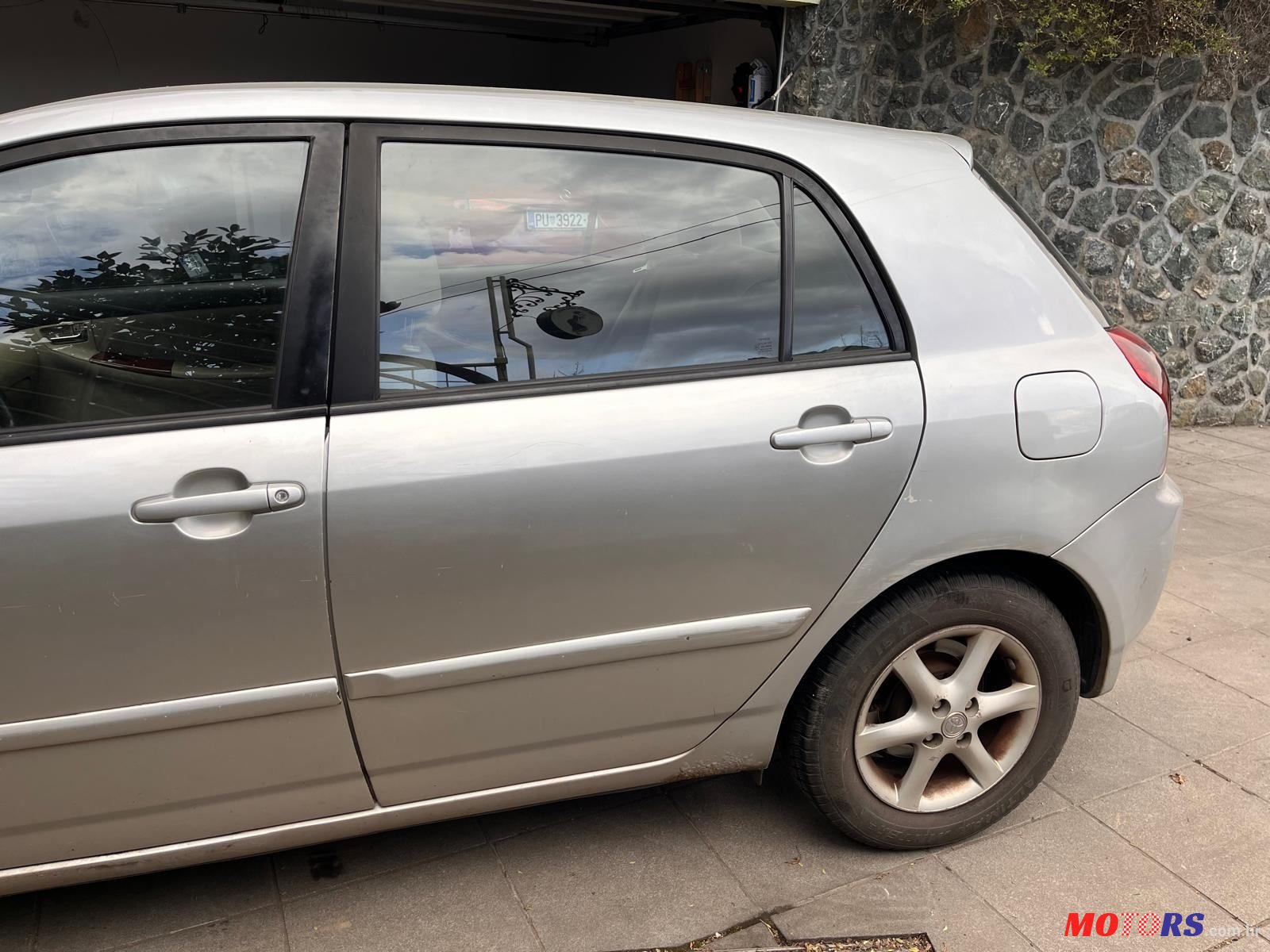 2004' Toyota Corolla 2.0 D-4D photo #4