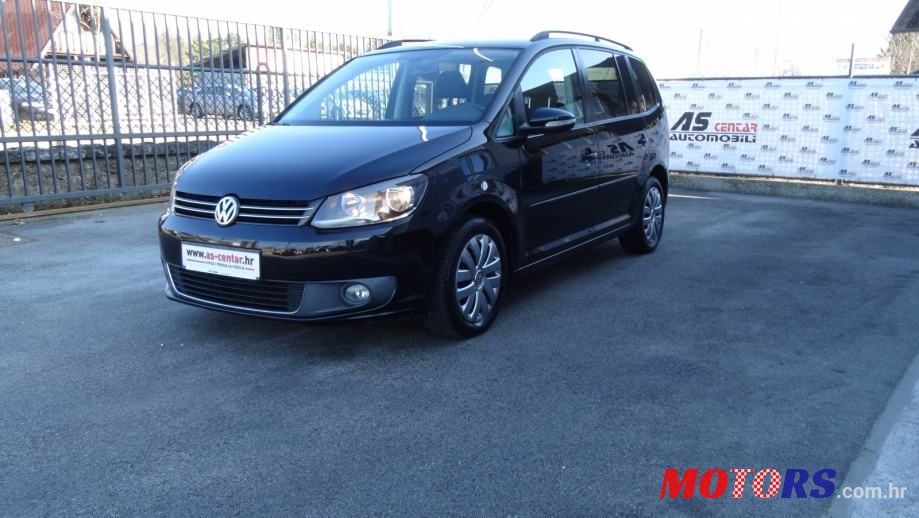 2011' Volkswagen Touran 1,6 Tdi photo #1