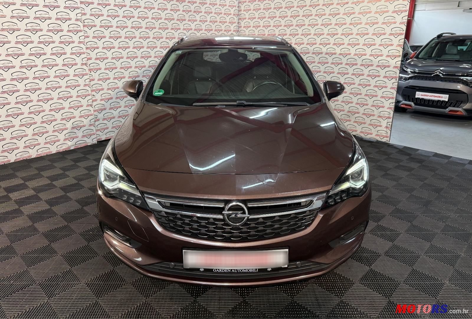 2017' Opel Astra Karavan photo #4