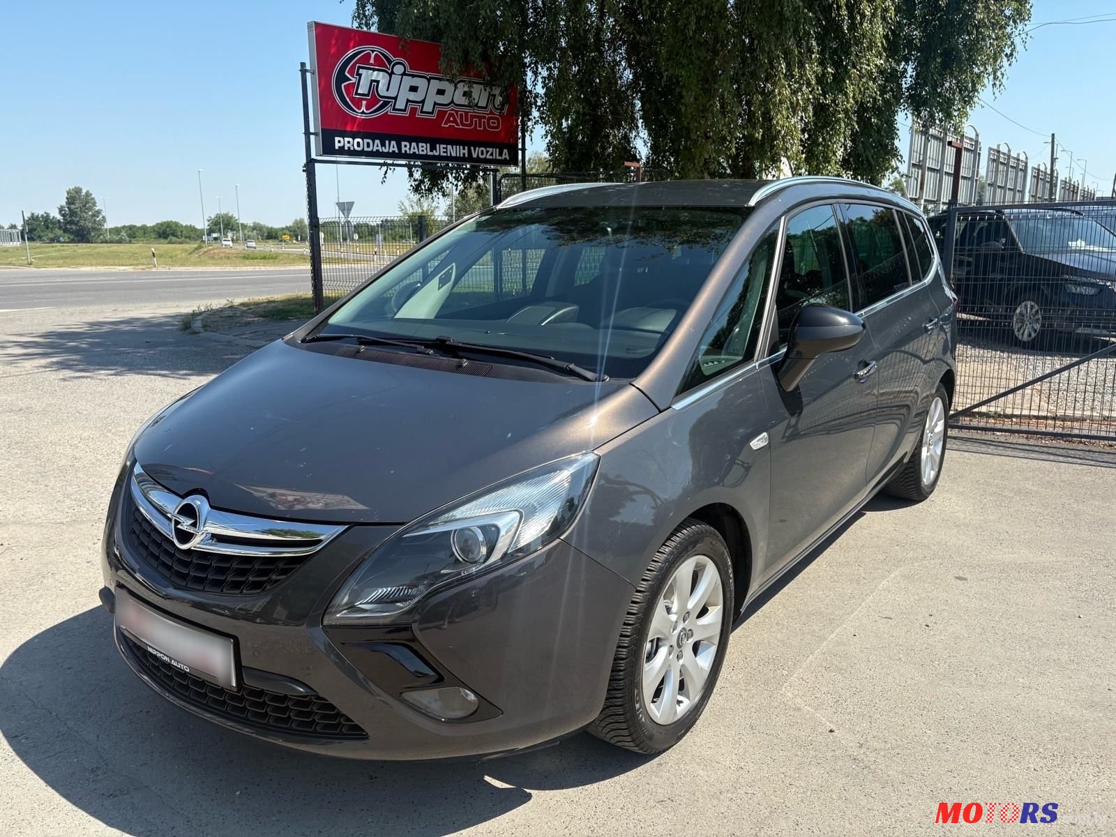 2013' Opel Zafira 1,6 photo #1