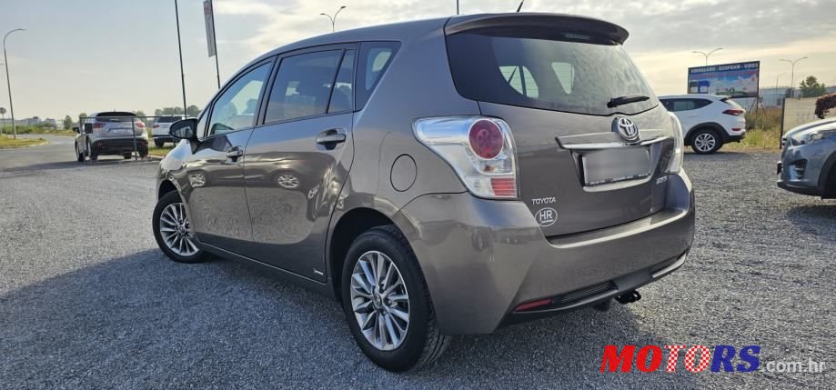 2016' Toyota Verso 1,6 D-4D photo #6