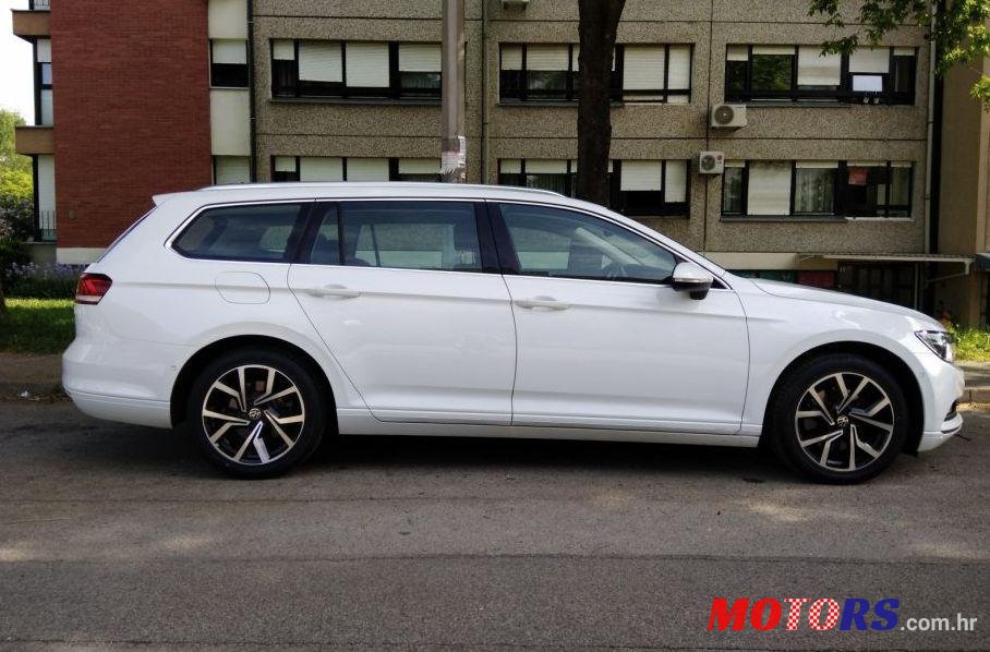 2015' Volkswagen Passat Variant photo #1