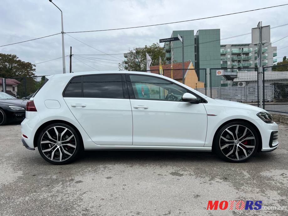 2017' Volkswagen Golf 7 2,0 Gti photo #3