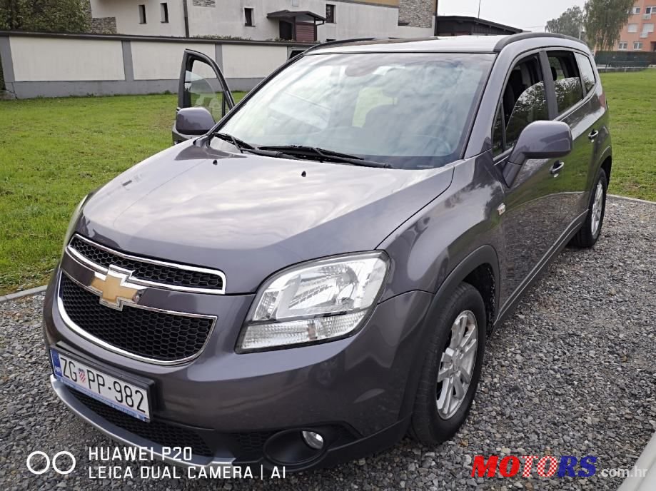 2011' Chevrolet Orlando 2,0 Vcdi Lt photo #1