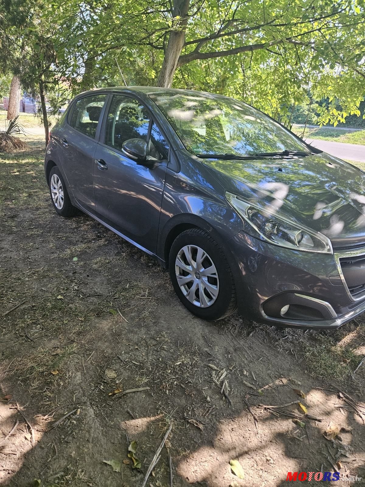 2015' Peugeot 208 1,2 Vti photo #6