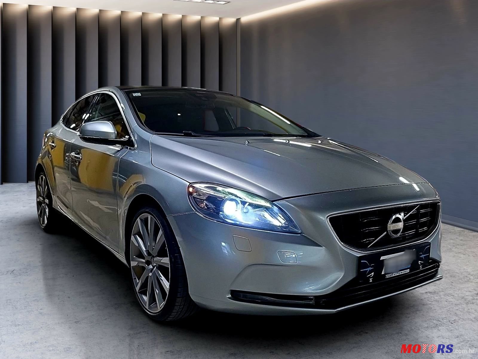 2012' Volvo V40 D3 photo #4