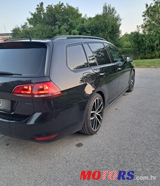 2016' Volkswagen Golf VII Variant photo #2