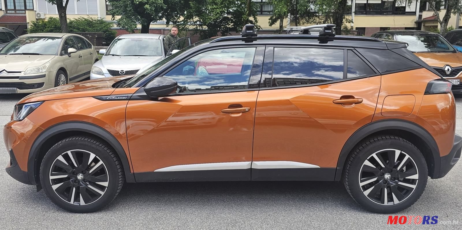 2020' Peugeot 2008 1,5 Bluehdi photo #4