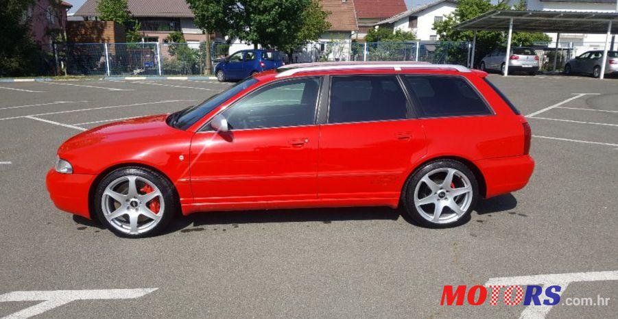1998' Audi S4 Avant photo #1