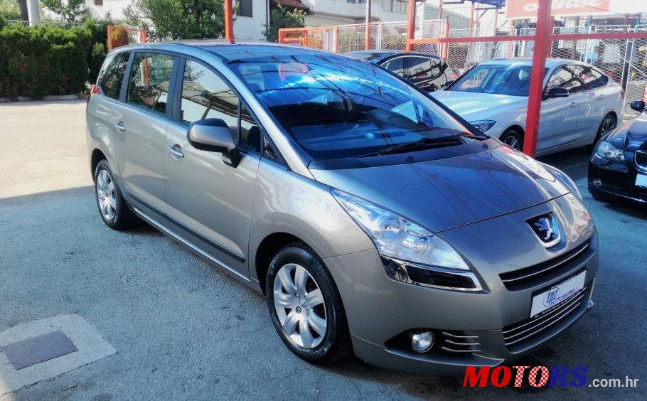 2012' Peugeot 5008 1,6 Hdi photo #1