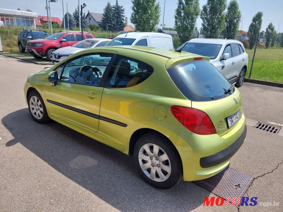 2006' Peugeot 207 1,4 16V photo #5