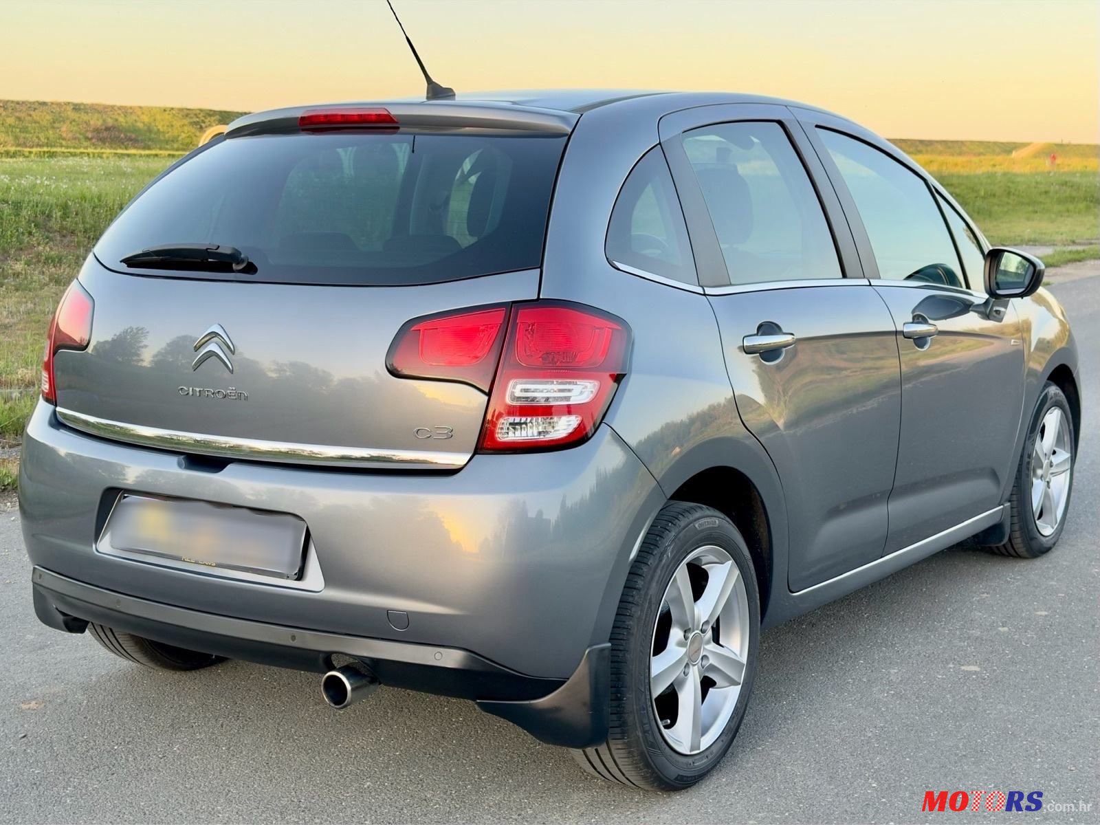 2010' Citroen C3 1,6 Hdi photo #3