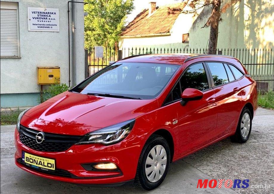 2017' Opel Astra Karavan 1.6 Cdti photo #1