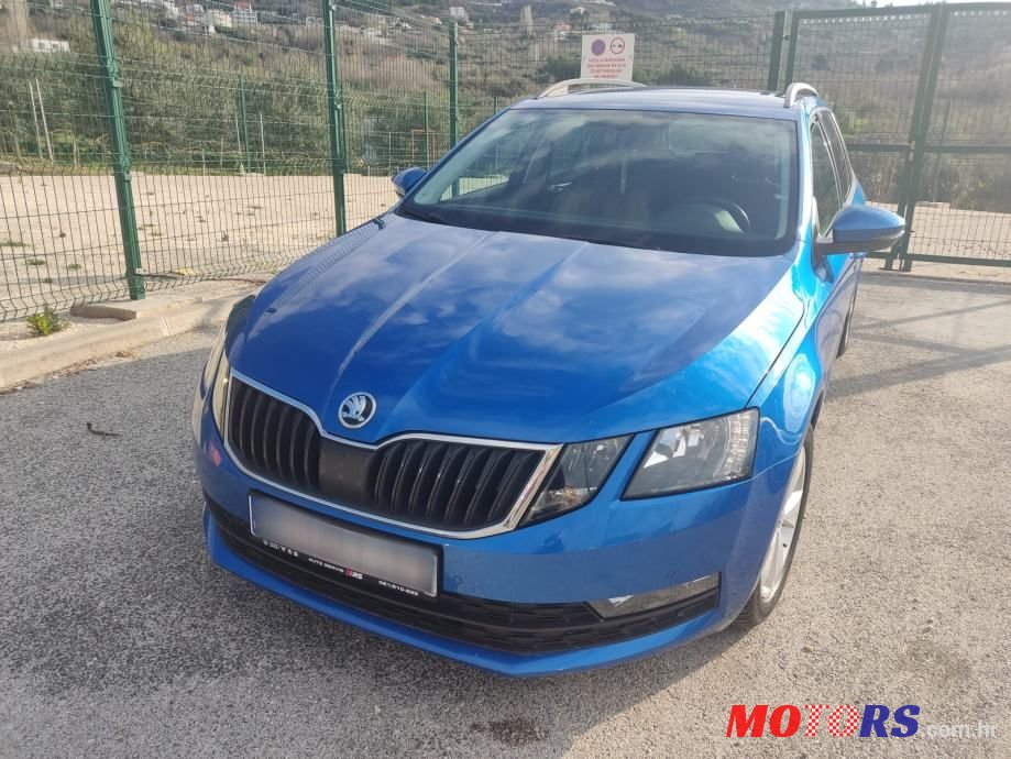 2018' Skoda Octavia Combi photo #2