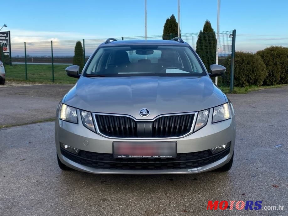 2018' Skoda Octavia Combi photo #4