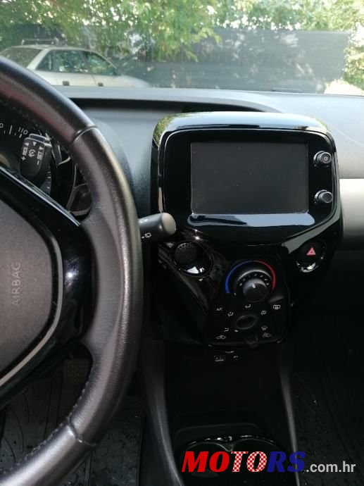 2018' Peugeot 108 photo #4