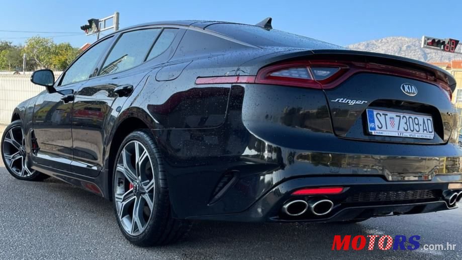 2018' Kia Stinger 3,3 photo #5