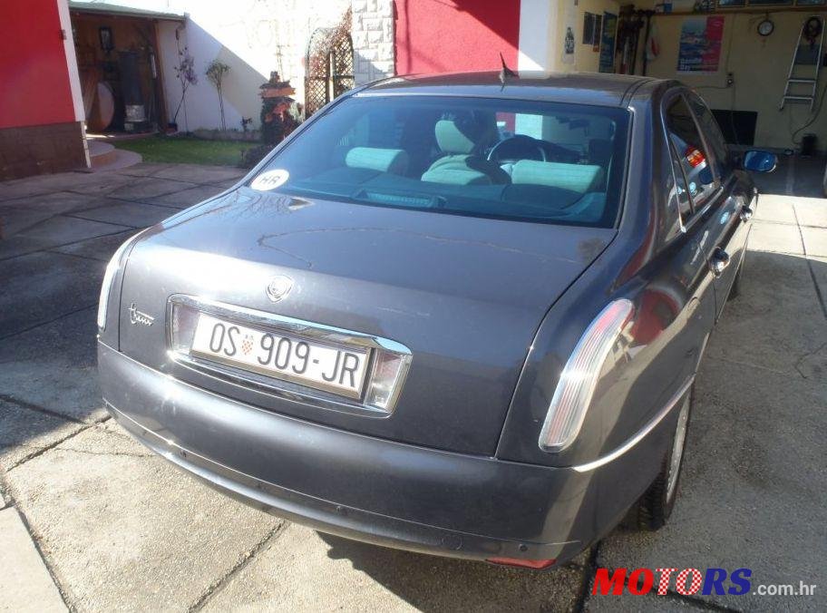 2005' Lancia Thesis 2,4 Jtd 20V photo #1