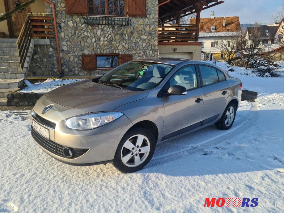 2011' Renault Fluence 1,6 16V photo #2