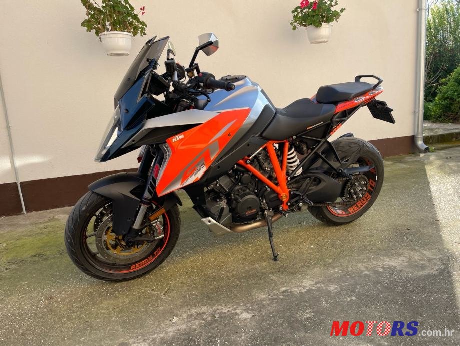 2017' KTM 1290 photo #1