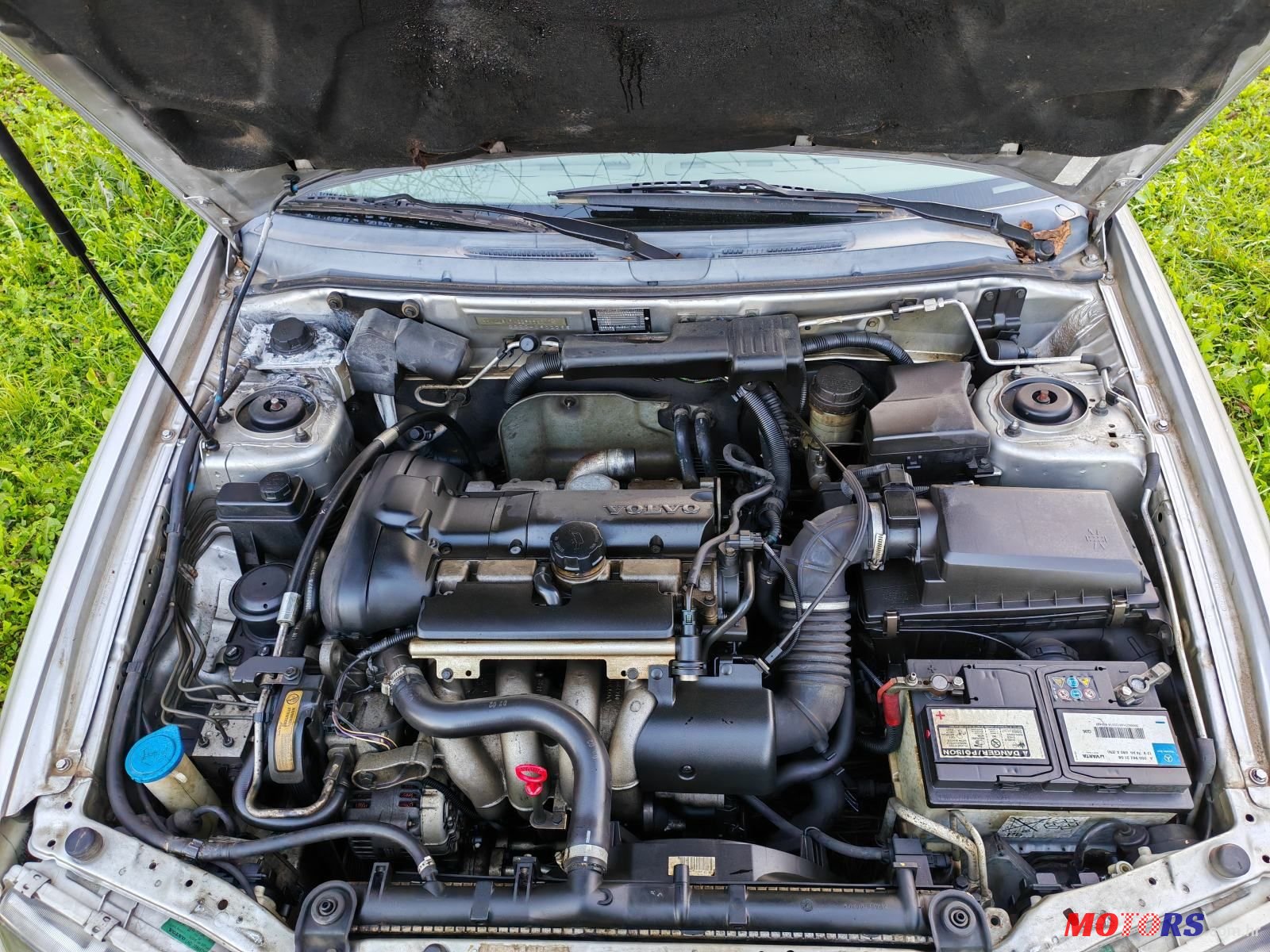 2002' Volvo S40 2,0 photo #5