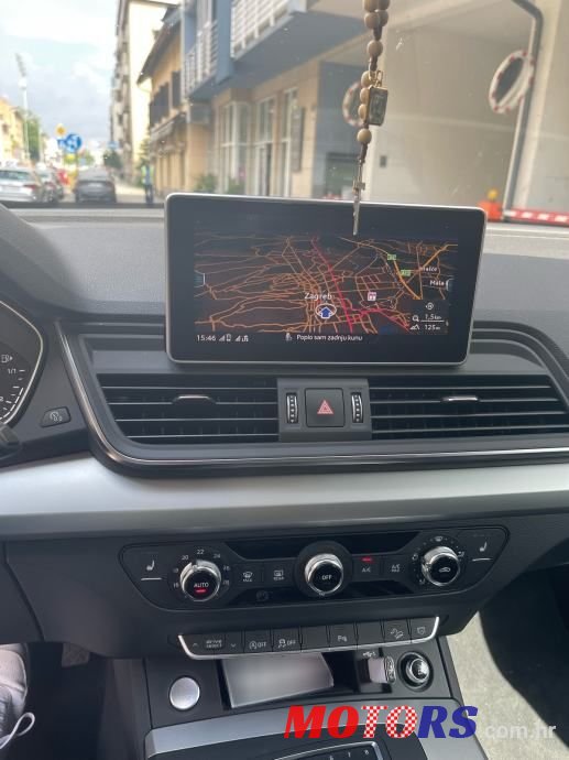 2020' Audi Q5 40 Tdi photo #4