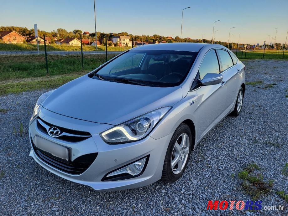2013' Hyundai i40 1,7 Crdi photo #1