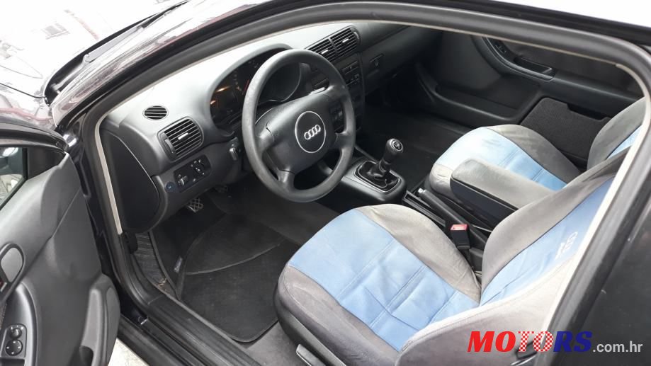 2001' Audi A3 1,6 photo #6