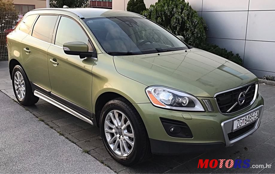 2009' Volvo XC60 D5Awd photo #2