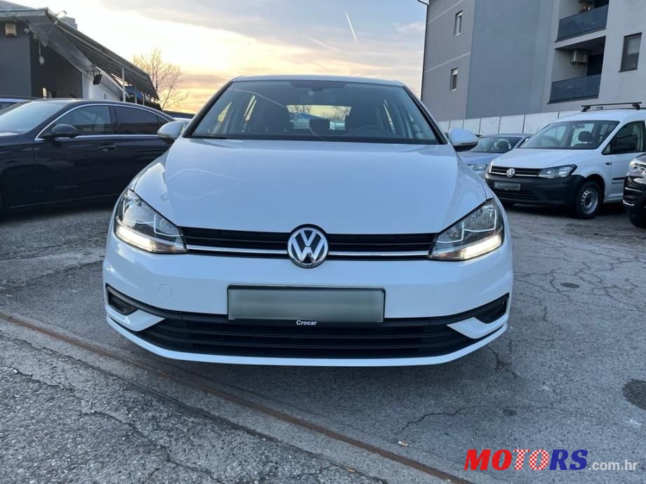 2017' Volkswagen Golf 7 1,6 Tdi photo #2
