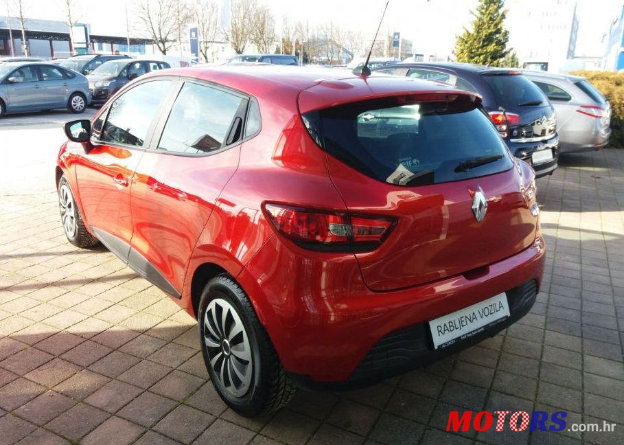 2013' Renault Clio 1.5 Dci photo #1