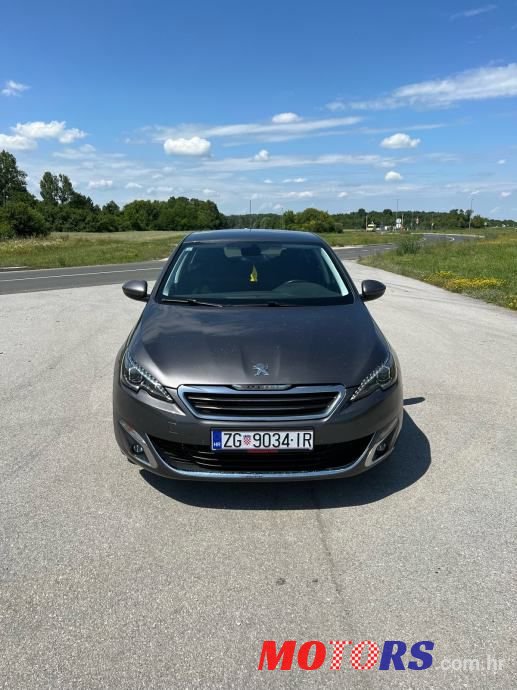 2016' Peugeot 308 photo #3