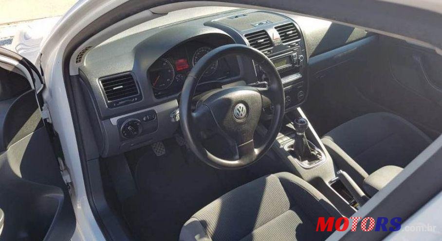 2008' Volkswagen Jetta 1,9 Tdi photo #1