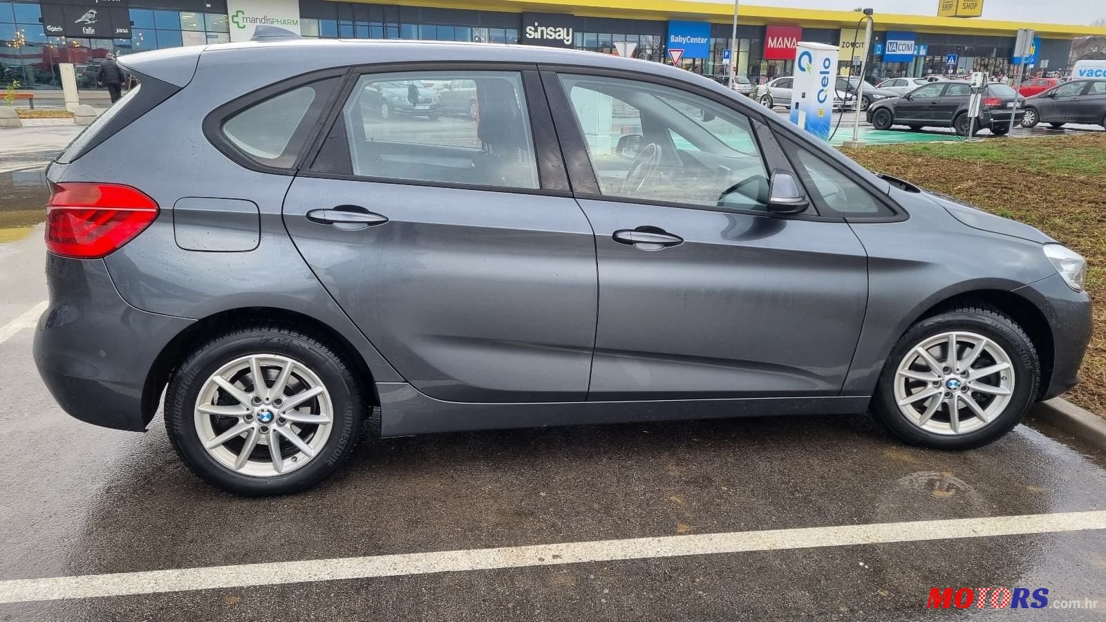 2015' BMW Serija 2 218D photo #6
