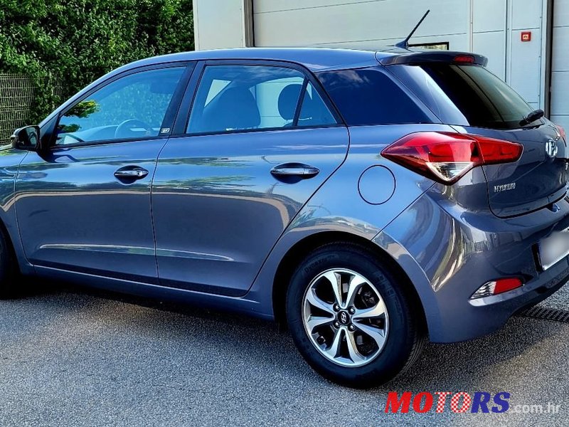 2018' Hyundai i20 1,25 photo #2