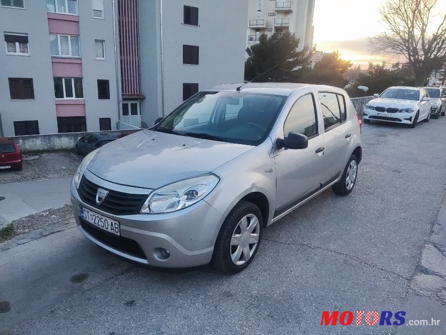 2010' Dacia Sandero 1,4 photo #1